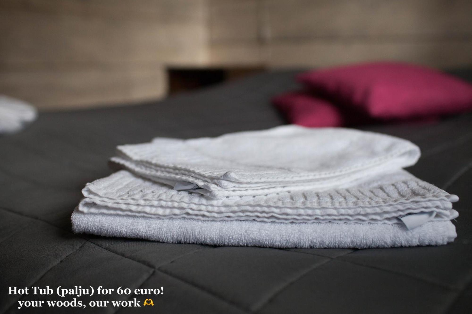 Sresort Saunas - Hot Tub, Palju Virasoja Exteriör bild